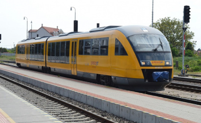 Účastník namieta súťaž rezortu dopravy na trať z Bratislavy do Komárna