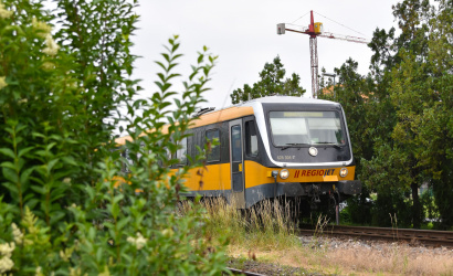 Regiojet nasadil na trať Bratislava - Komárno poschodové vlaky