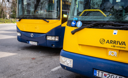 Prímestské autobusy budú ďalej premávať v posilnenom prázdninovom režime