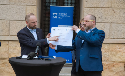 Trnavská župa poskytne 165 tis. € ako prvú pomoc pre kultúru