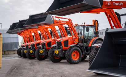 Nové traktory pomôžu počas letnej aj zimnej údržby ciest