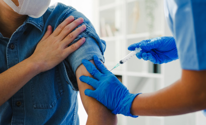 Rezort zdravotníctva: Ľudia, ktorí sa nemôžu očkovať, budú v režime OP