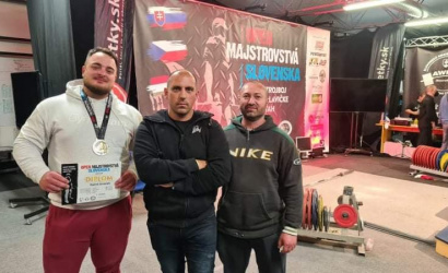 Mladý vzpierač sa predviedol novým slovenským rekordom
