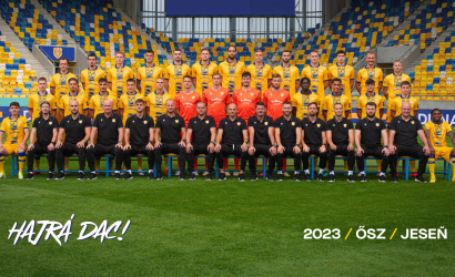 Stiahnite si oficiálne tímové foto jesene 2023!
