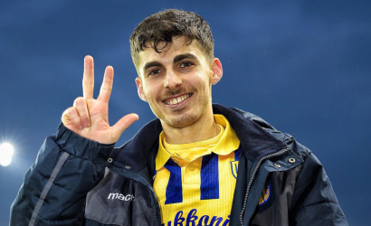 Deväť strelcov, trinásť hetrikov