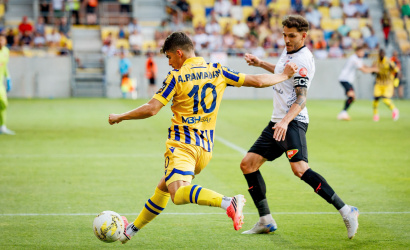 Pred prípravným stretnutím DAC 1904 - Bolton Wanderers FC
