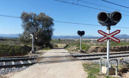 ŽSR upozorňujú na uzáveru priecestia na trati Zemianska Olča - Veľký Meder