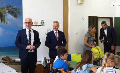 Embedded thumbnail for Minister školstva navštívil letnú školu v Dunajskej Strede