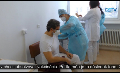 Embedded thumbnail for V Dunajskej Strede začalo s očkovaním zdravotníckych pracovníkov vakcínou proti koronavírusu