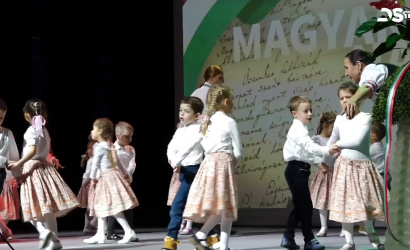 Embedded thumbnail for Deň maďarskej kultúry pri príležitosti 200. výročia zrodu maďarskej hymny