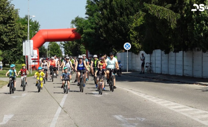 Embedded thumbnail for Cyklistické preteky a rodinná cyklotúra Tour de Kukkonia na dvoch trasách