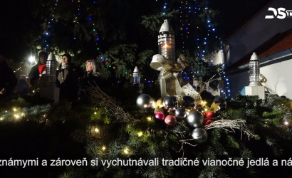 Embedded thumbnail for Prvý adventný víkend v duchu vianočných trhov a zapálenia prvej sviečky