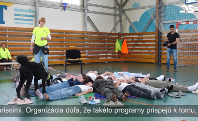 Embedded thumbnail for Asistenčné psy sú veľkou pomocou pre svojich postihnutých majiteľov