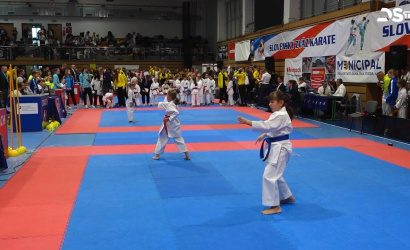 Embedded thumbnail for Súťaže v karate sa zúčastnilo viac ako päťstotridsať pretekárov