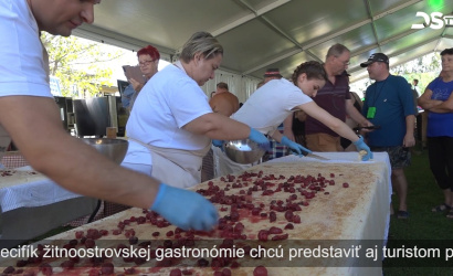 Embedded thumbnail for V hlavnej úlohe štrúdľa – miestnu gastronómiu propagovali súťažou a pokusom o rekord