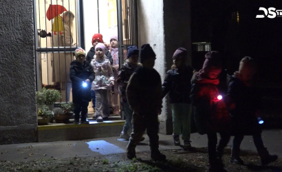Embedded thumbnail for V materskej škole sa konal nezvyčajný program s názvom Noc v škôlke
