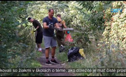 Embedded thumbnail for V Dunajskej Strede vyčistili od smetí úsek lesíka