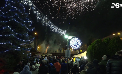 Embedded thumbnail for Rozlúčka so starým rokom s pouličnou zábavou, príhovorom primátora a ohňostrojom