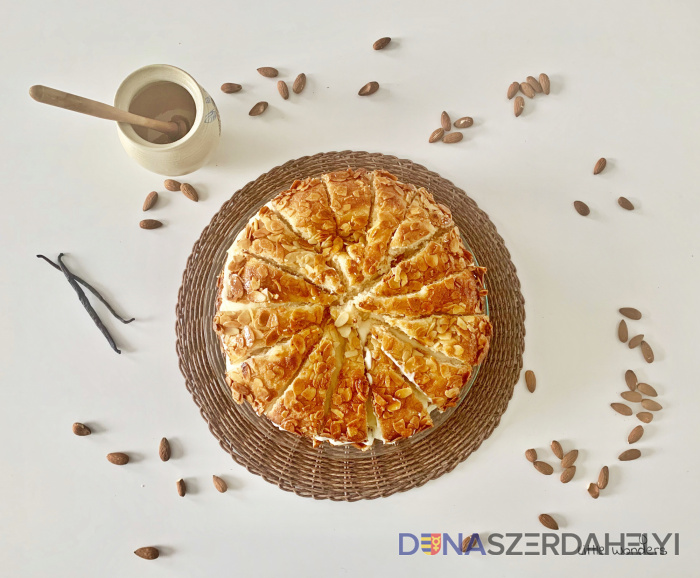 Foto: Szabó B. Csilla Včelie uštipnutie – torta (Bienenstich)