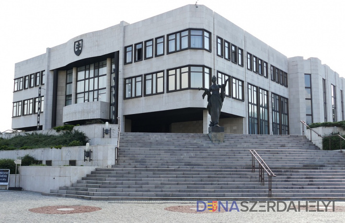 Foto: pixabay.com Nový parlament zasadne do 30 dní