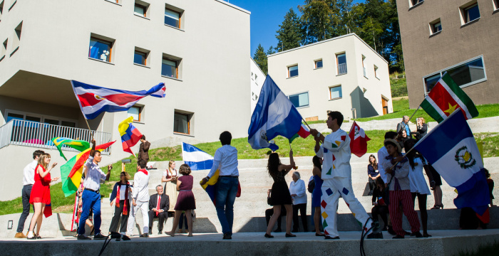 Možnosť pre stredoškolákov získať štipendium na zahraničných stredných školách UWC