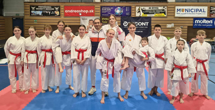 Karate Klub IPPON : dva turnaje, množstvo medailí