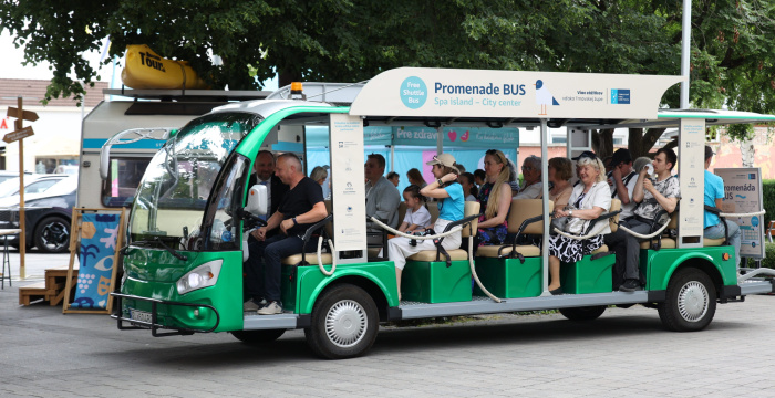 Promenáda bus uľahčí presun medzi Kúpeľným ostrovom a centrom Piešťan