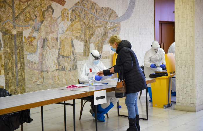 Novému testovaniu sa nevyhnete, ak pôjdete do červených zón