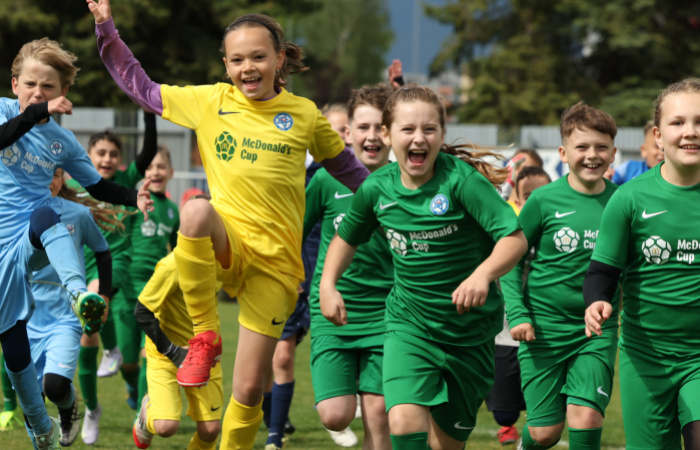 Začína sa 27. ročník McDonald’s Cupu – futbal, ktorý spája generácie