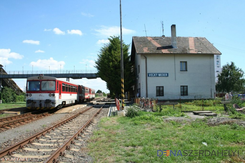 Výluka v úseku Zemianska Olča – Veľký Meder