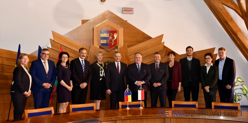 Dunajská Streda a pravdepodobne poľské družobné mesto