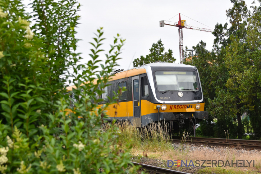 Regiojet nasadil na trať Bratislava - Komárno poschodové vlaky