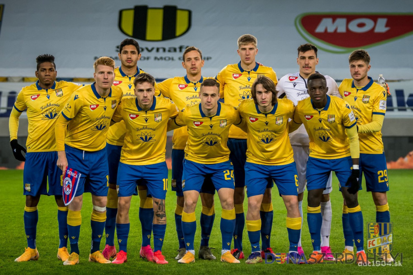 zdroj: dac1904.sk Hlasuj o najlepšieho hráča DAC v jeseni 2020!