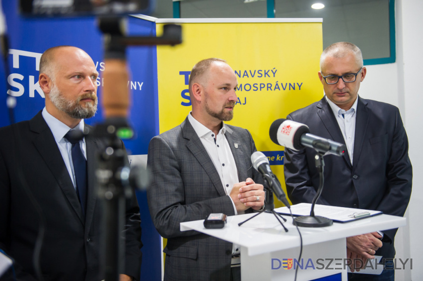Foto: trnava-vuc.sk J. Viskupič: s ministrom dopravy rokujeme o komplexnom riešení dopravnej situácie v Hlohovci