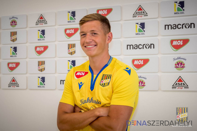 Talentovaný Daniel Szalma s prvou profi zmluvou