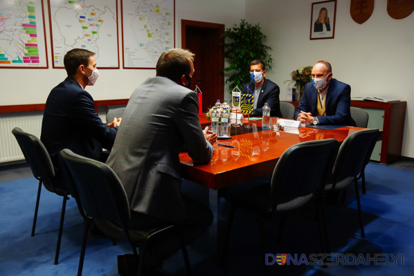 Foto: trnava-vuc.sk Trnavská župa nadviazala spoluprácu so Slovak Business Agency