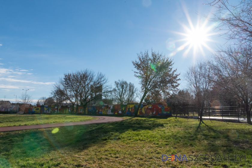 Začína jasne, končí zamračene