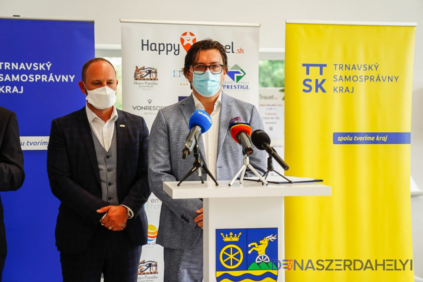 Foto: trnava-vuc.sk Z piešťanského letiska opäť začínajú lietať chartre