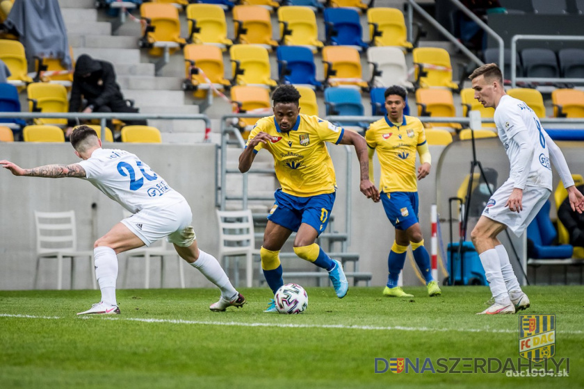 Fotó: dac1904.sk / Lelkes Ernő Yhoan Andzouana: Trinástka priniesla šťastie