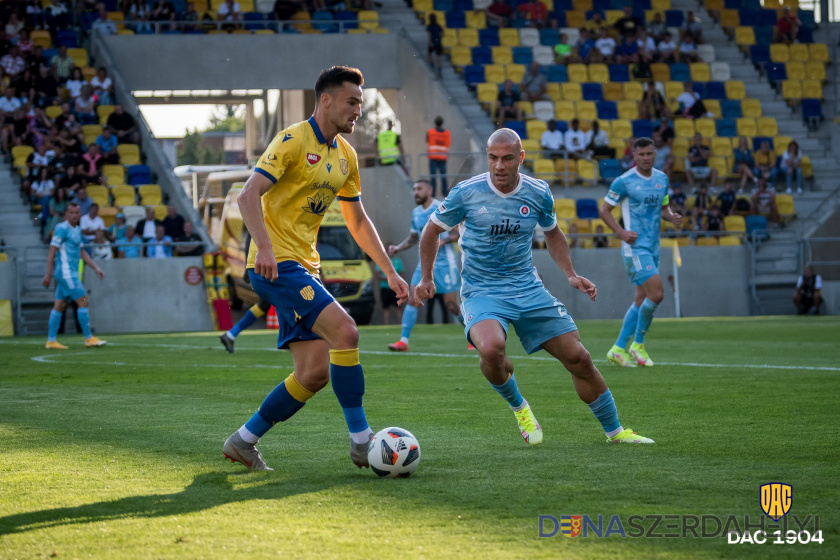 Derby DAC 1904 - Slovan sa presúva na nedeľu 24. apríla