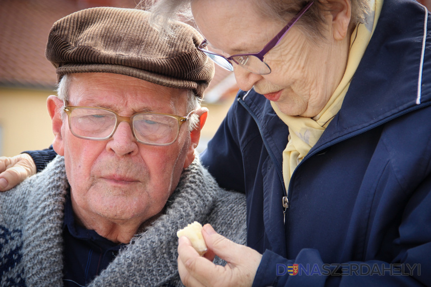 Dôchodkový vek sa mení! Seniori môžu dostať rodičovský bonus