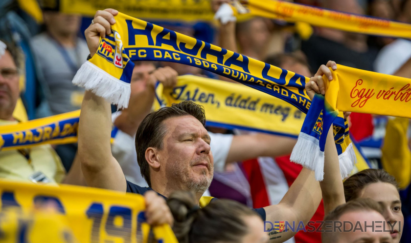 Foto: dac1904.sk / Lelkes Ernő Predpredaj vstupeniek na stretnutie DAC 1904 - Paks