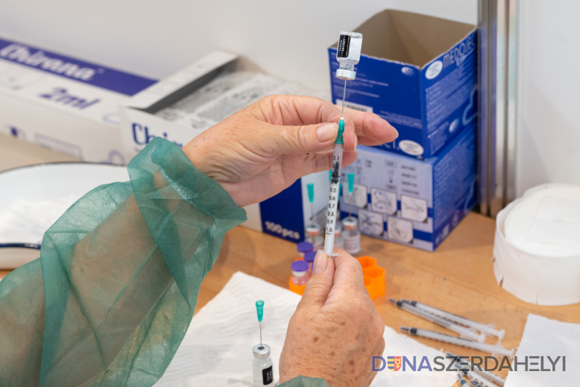 V dvoch slovenských nemocniciach začnú očkovať vakcínou od Novavaxu