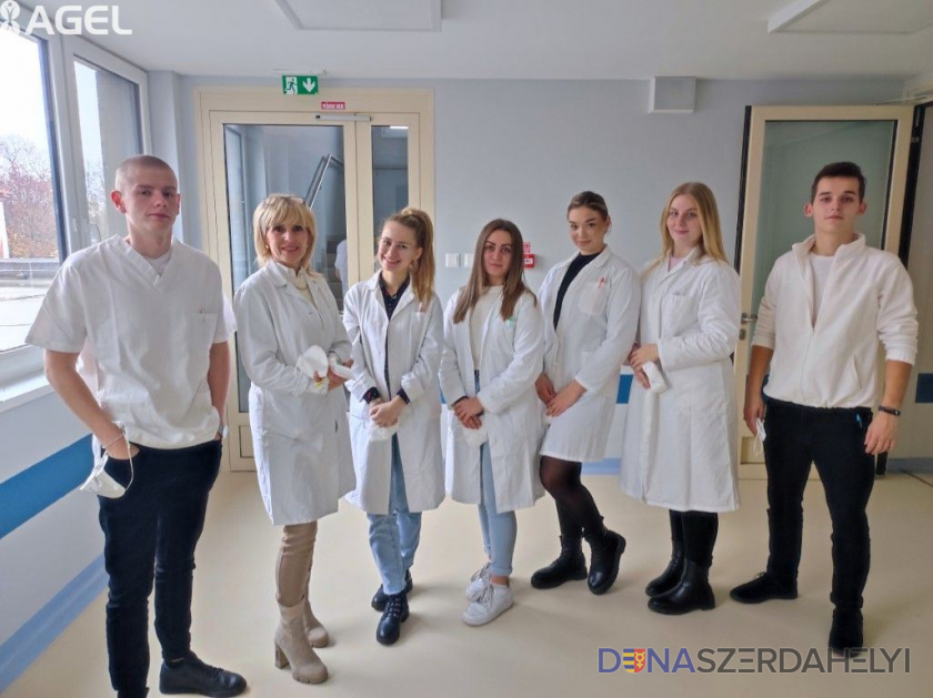Foto: Nemocnica AGEL Komárno Komárňanská nemocnica privítala žiakov Strednej zdravotníckej školy z Dunajskej Stredy