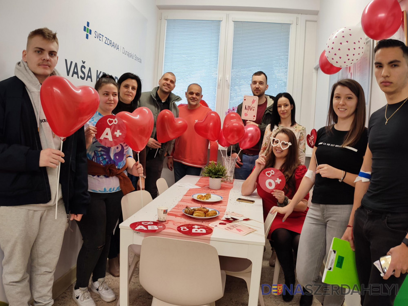 Darcovia krvi v dunajskostredskej nemocnici zažili netradičný Valentín - na transfuziologickom oddelení