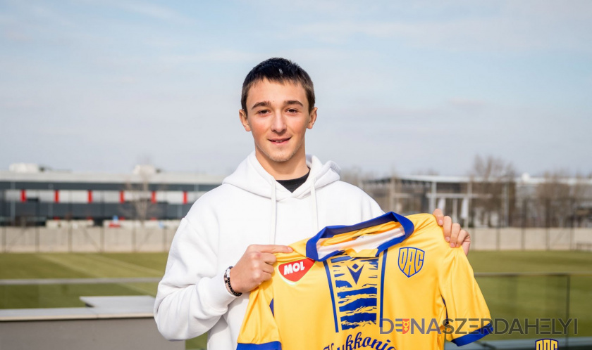 Fotó: dac1904.sk Talentovaný útočník Nino Žiga podpísal svoju prvú zmluvu