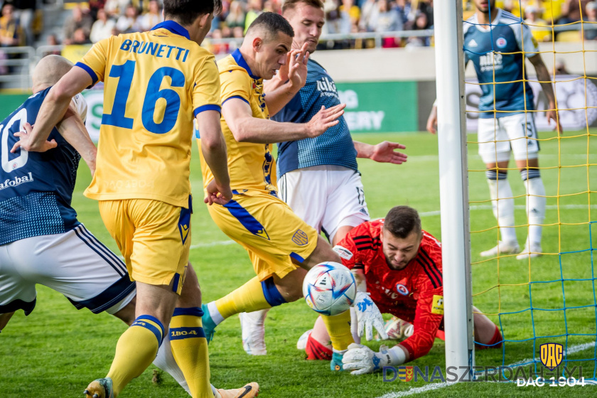 dac1904.sk Reportáž: DAC 1904 - Slovan 2:3 (1:1)