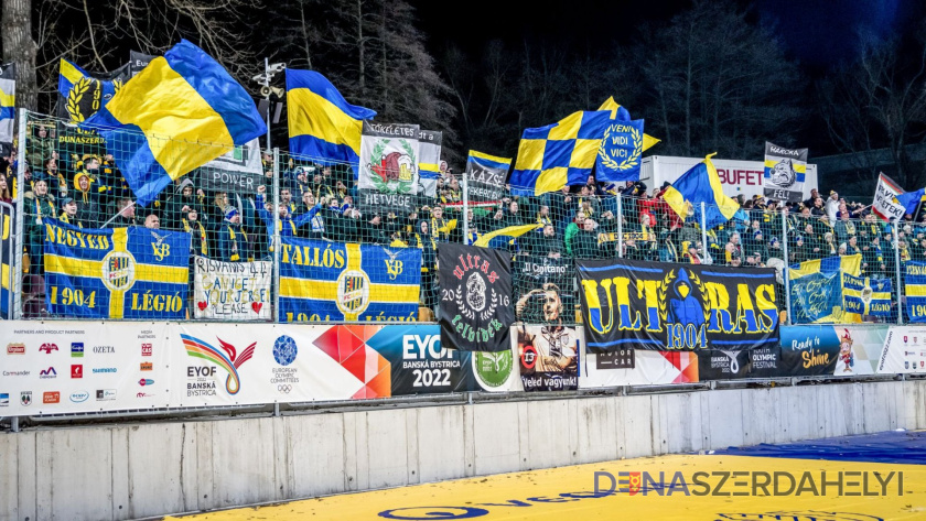 Foto: dac1904.sk / Lelkes Ernő Predaj vstupeniek na stretnutie Banská Bystrica - DAC 1904