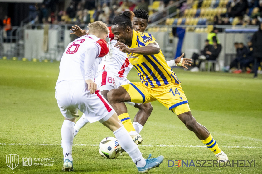 Yhoan Andzouana: Nový tréner nám dodal sebavedomie