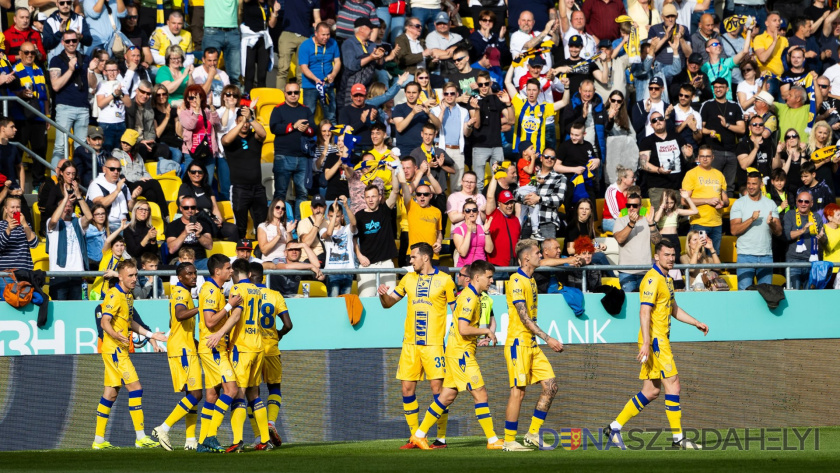 Foto: dac1904.sk DAC v generálke na novú sezónu privíta Osijek